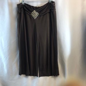 (SOLD) Baby Phat gaucho pants